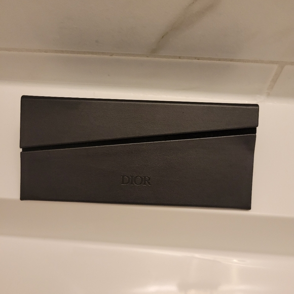 Dior Sunglasses Case 👓 - Picture 4 of 11